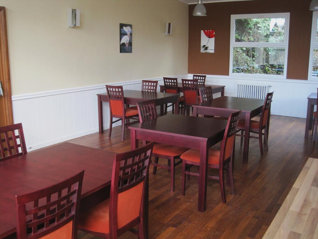 Hotel Restaurant Rive Gauche Bessines-sur-Gartempe Esterno foto